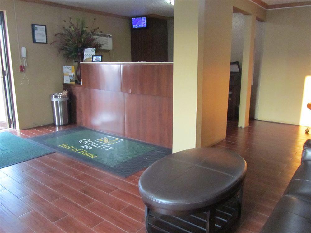 Quality Inn Hall Of Fame Кантон Экстерьер фото