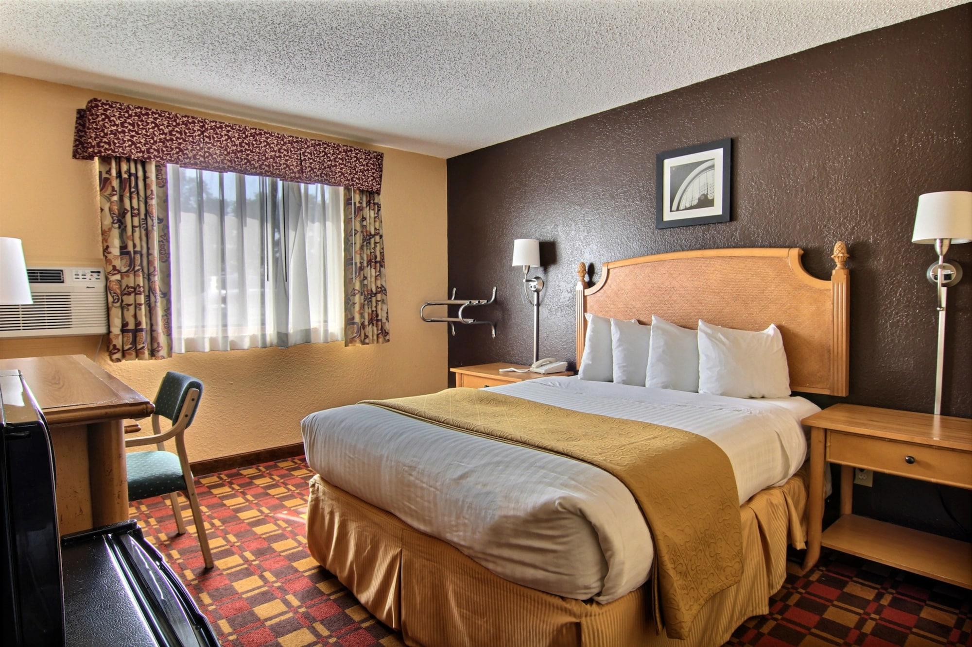 Quality Inn Hall Of Fame Кантон Экстерьер фото