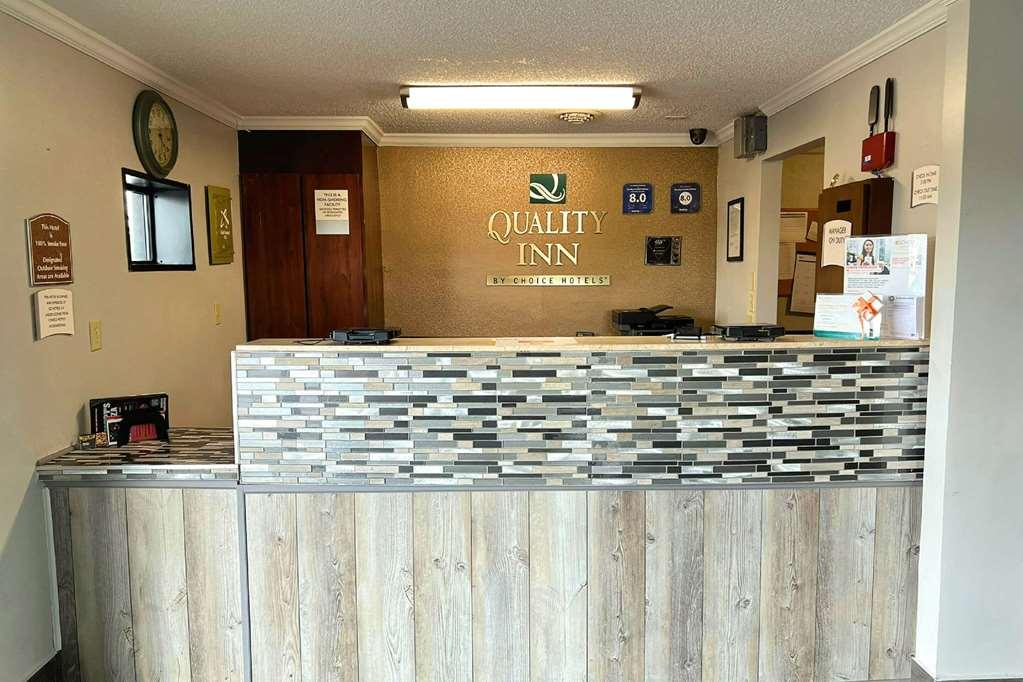Quality Inn Hall Of Fame Кантон Интерьер фото