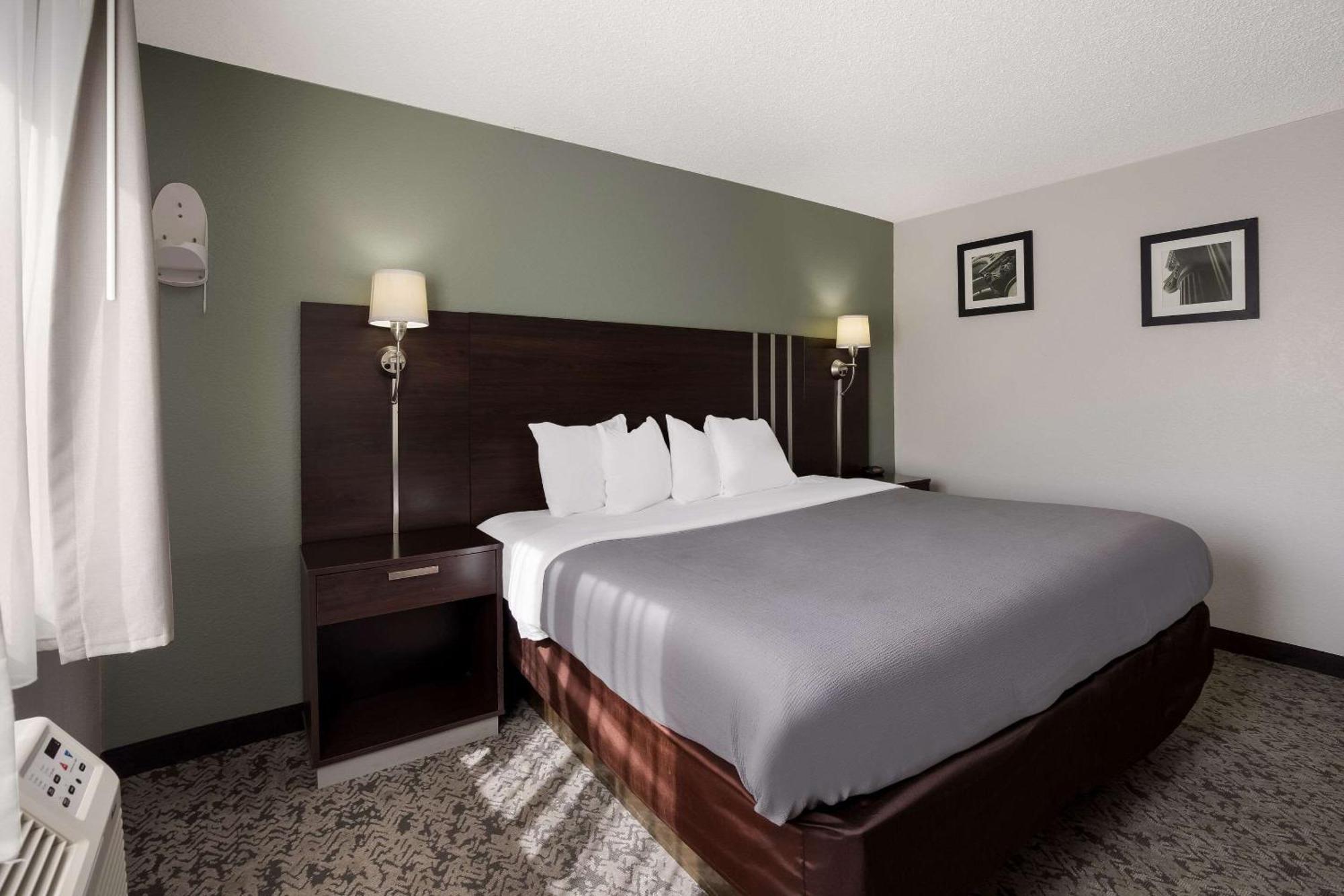 Quality Inn Hall Of Fame Кантон Экстерьер фото